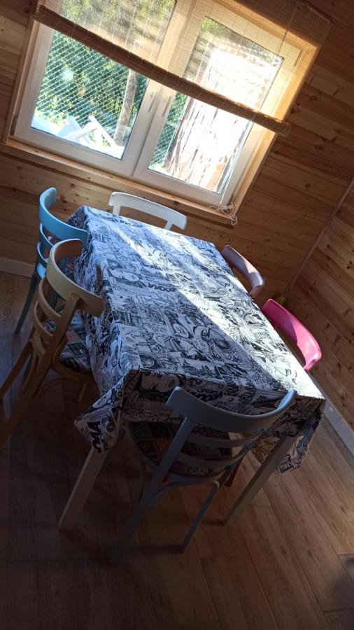 Las Cabanas De Tino Cimanes del Tejar エクステリア 写真
