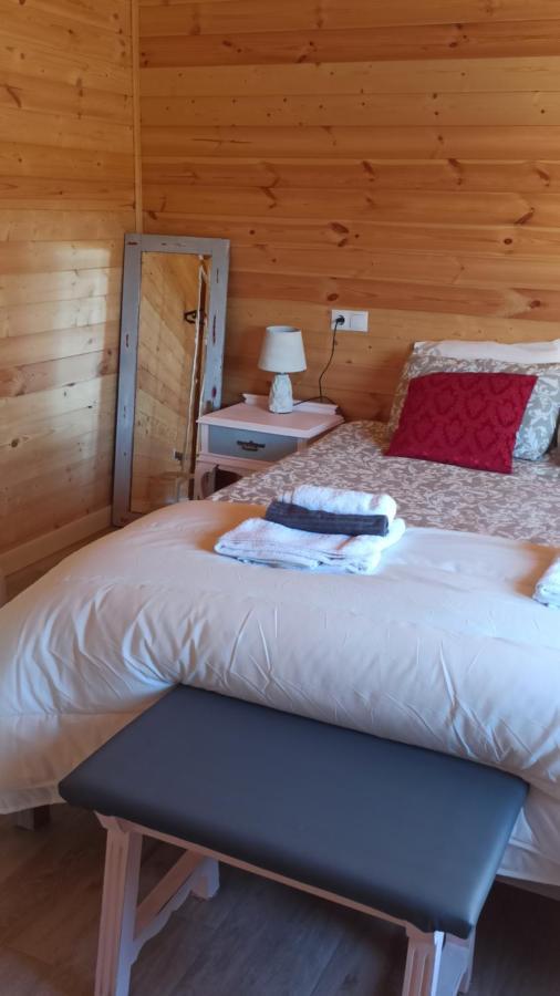 Las Cabanas De Tino Cimanes del Tejar エクステリア 写真