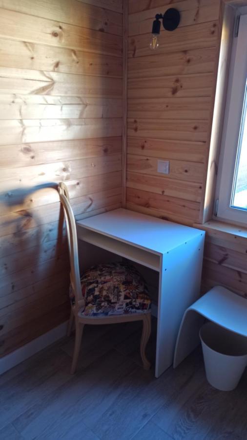 Las Cabanas De Tino Cimanes del Tejar エクステリア 写真